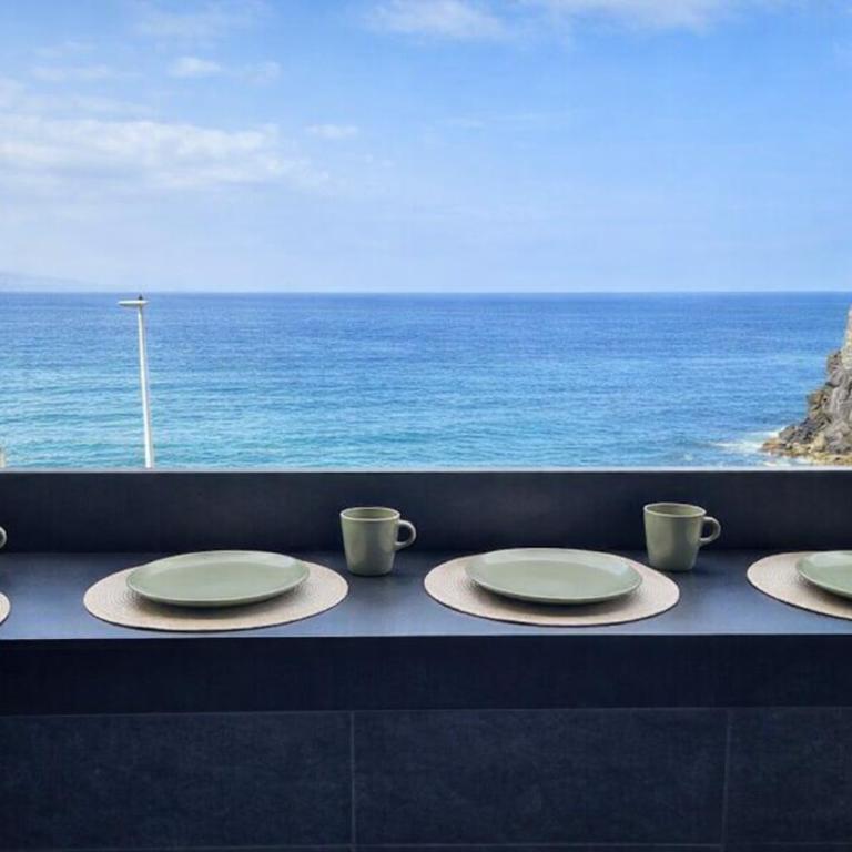 Balcony to the Sea Balcon al Mar Las Canteras - Two-Bedroom Apartment - 1