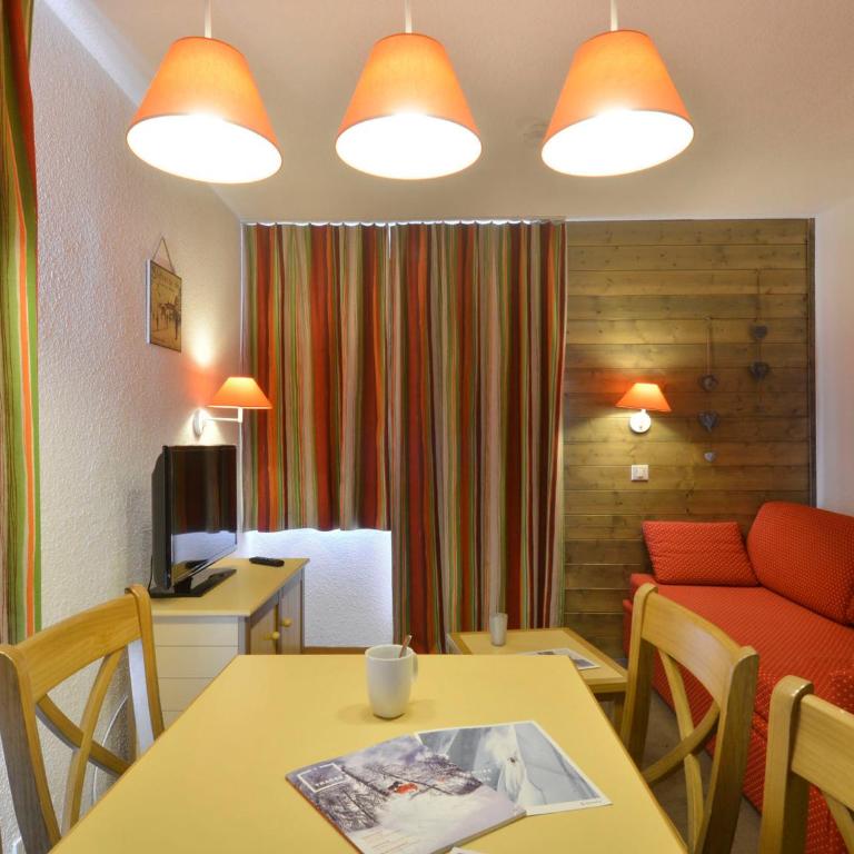 Studio chaleureux au centre, vue pistes, animaux acceptés - Studio - 10