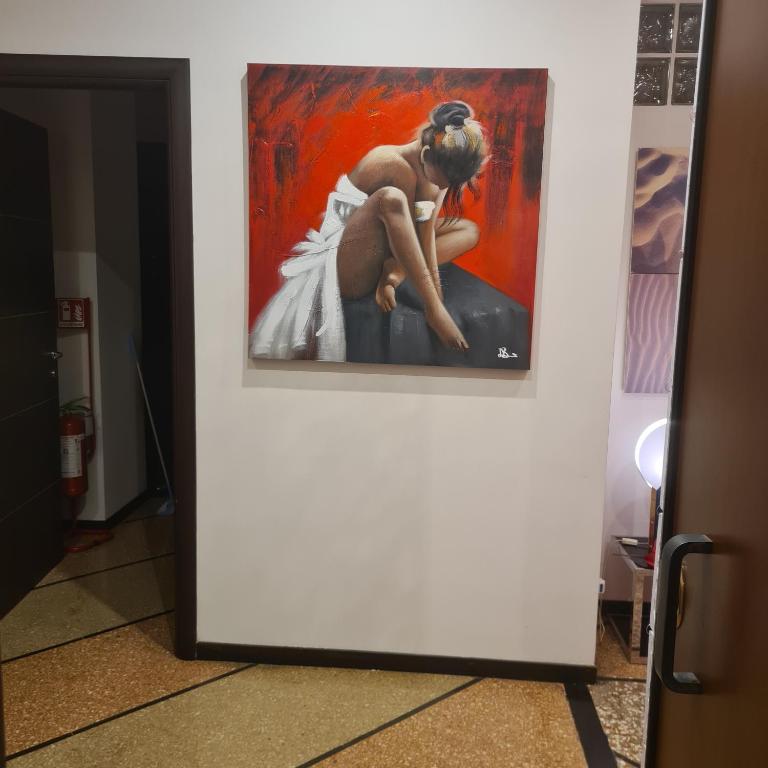 Red Moon House - tra Policlinico e Piazza Bologna - Appartamento con 2 Camere da Letto e Balcone - 2