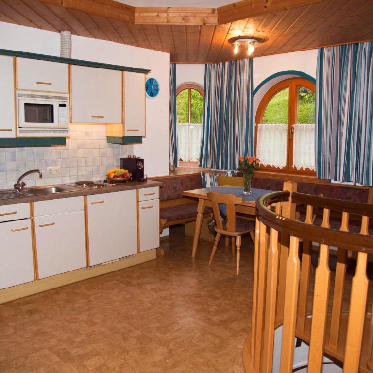 Pension Appartements Reithof - Apartment - auf 2 Etagen - 5