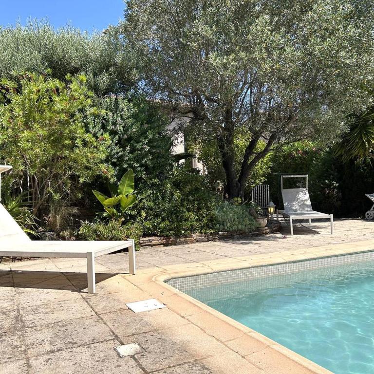 BO001-008 Maison 5 pièces 8 couchages BORMES LES MIMOSAS - Maison 4 Chambres - 7