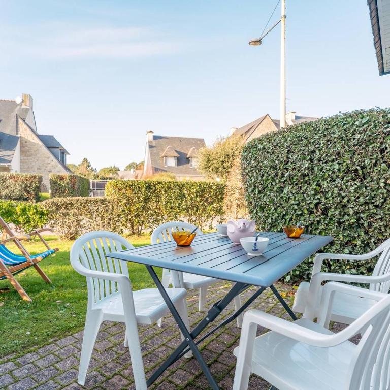 Appartement à 200m de la Plage de Légenèse à Carnac - 2 pièces, 4 pers, terrasse jardin, parking inclus - FR-1-477-143 - Appartement (4 Adultes) - 1
