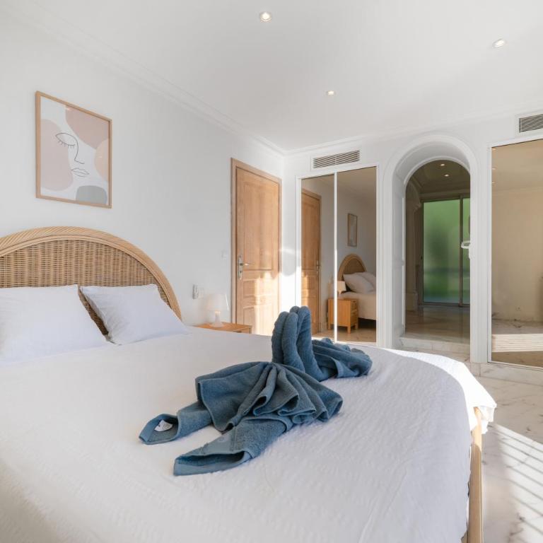 Vue exceptionnelle - Appartement 2 Chambres - 14