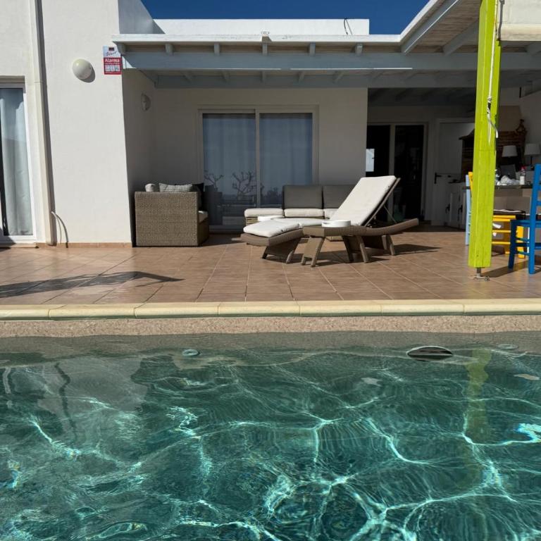 Poolvilla with Oceanview (wheelchair accessible/pool lift) - Three-Bedroom Villa - 73