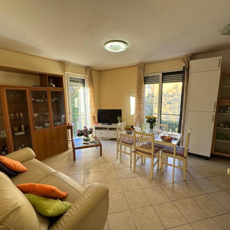 Al Civico 80 - Appartamento con 2 Camere da Letto - 33