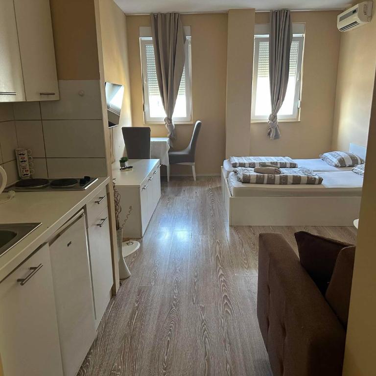 Urban City Apartments - One-Bedroom Apartment - 1