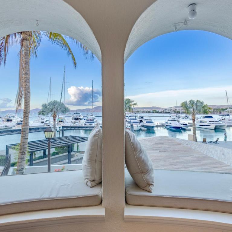 The OceanFront Private Residence - Apartamento con vistas al mar - 38