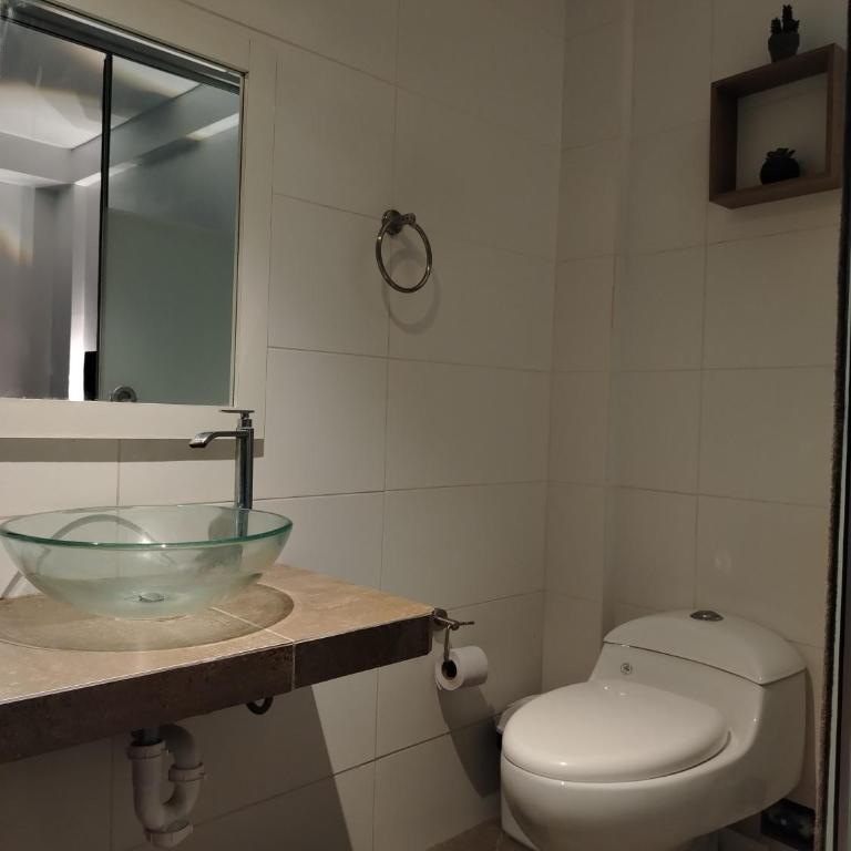 Hostal Mirador - Deluxe King Room - 1
