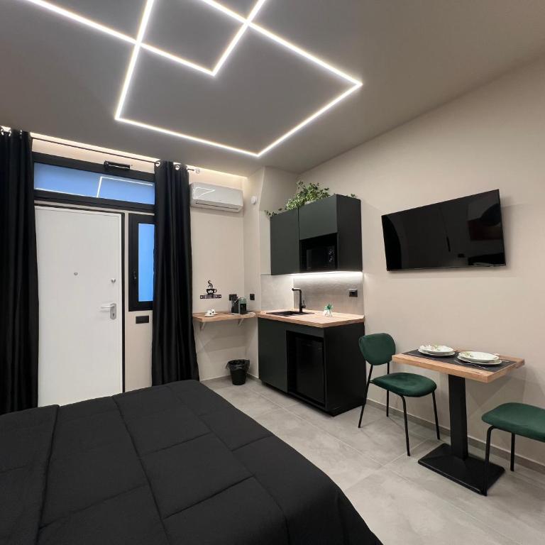 Suites 4 you - Standard Double Room - 7