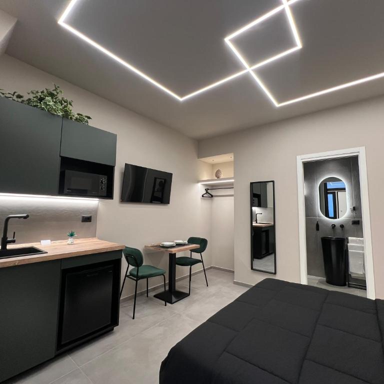 Suites 4 you - Standard Double Room - 1