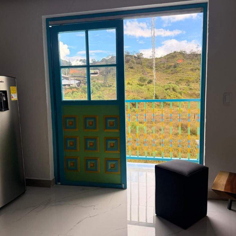 Apartamento céntrico, Guatape, cerca al malecon - Apartamento de 3 dormitorios - 4