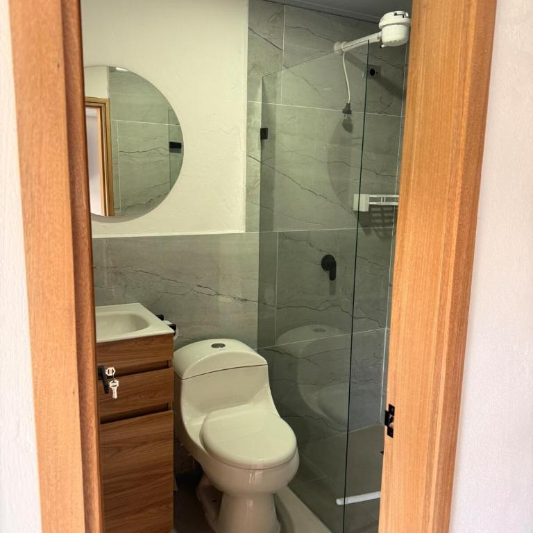 Apartamento céntrico, Guatape, cerca al malecon - Apartamento de 3 dormitorios - 10