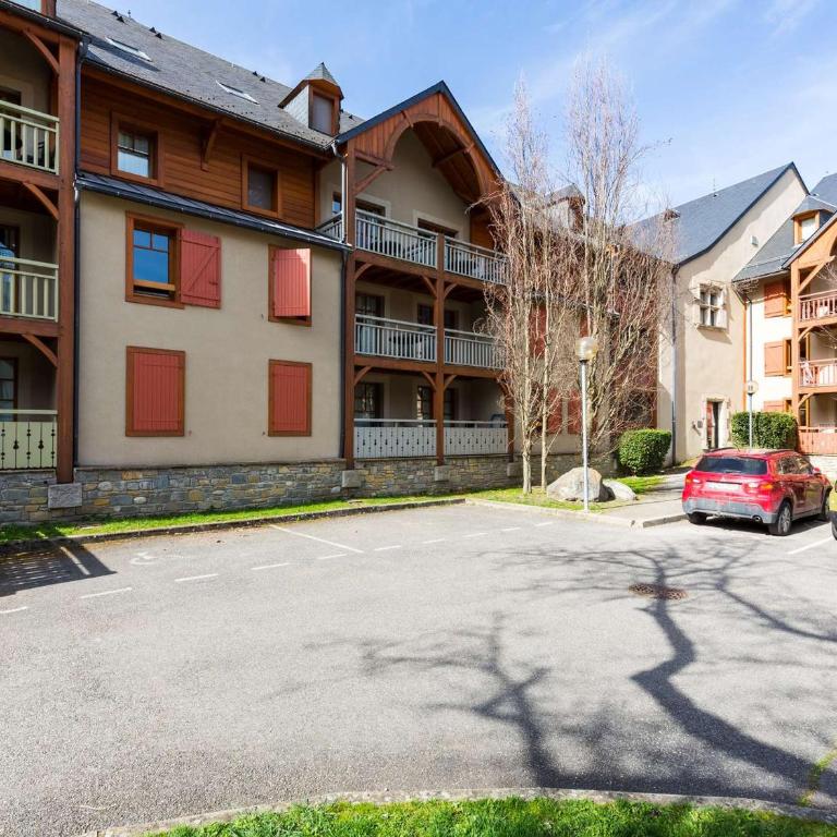 Appart centre Saint-Lary avec piscine, sauna et parking - FR-1-296-425 - Appartement - 21