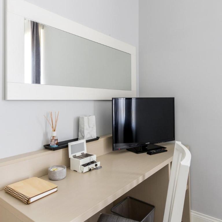Vatican Luxury Roma Vaticano - Two-Bedroom Deluxe Apartment with Balcony - 38