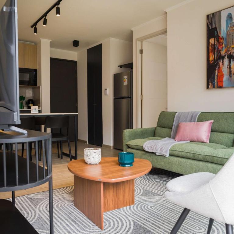 Stylish 2BR Apt in Providencia with Pool - Apartment - 15