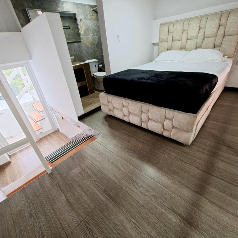 Hotel MISERINO - One-Bedroom Loft Apartment with Balcony - 2