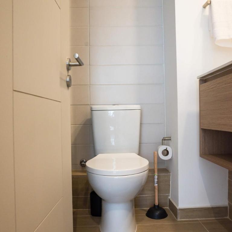 Chic 2BR Apt in Providencia with Pool & Gym - Apartment - 32