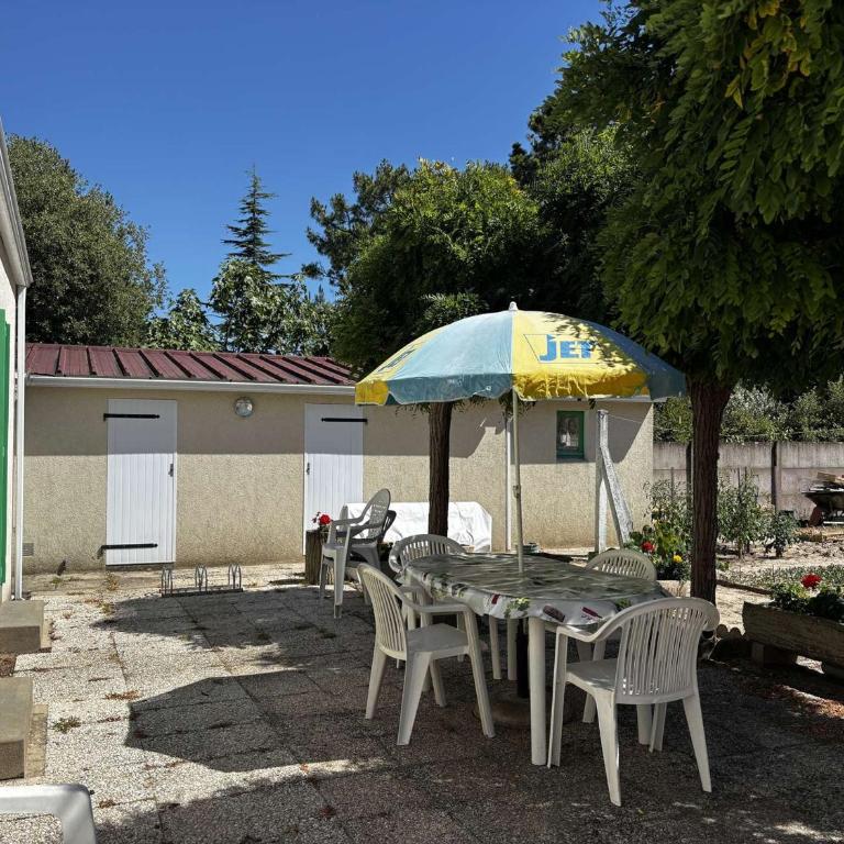 Maison de vacances 3 pièces, 4 couchages à 1000 m de l'océan, cadre paisible avec cour et parking - FR-1-224C-63 - Casa de vacaciones (4 adultos) - 13