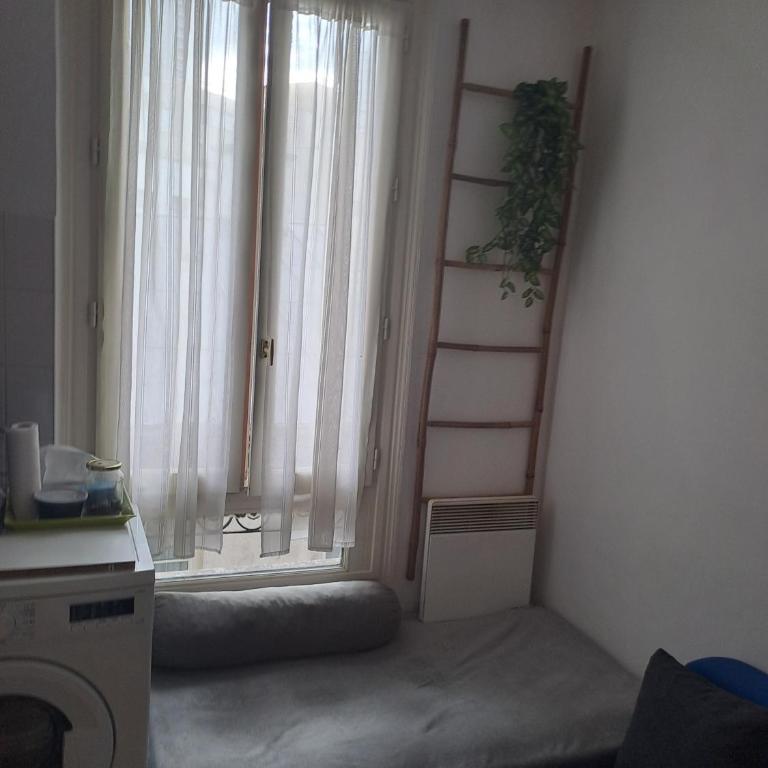 Appartement 2 pieces 27 m2 paris 19 crimée - Appartement 1 Chambre - 3