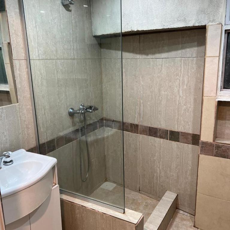 Alojamiento con vista para 4 personas Carlos Paz - Apartamento de 2 dormitorios - 2