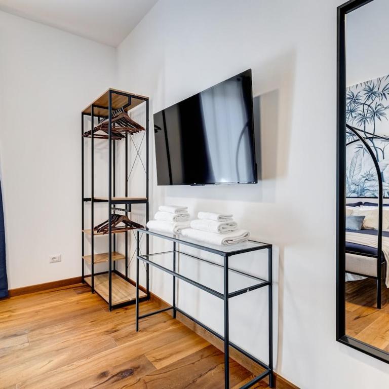 BDC - Dragonfly 3BDR 2BATH at Testaccio - Three-Bedroom Deluxe Apartment - 39