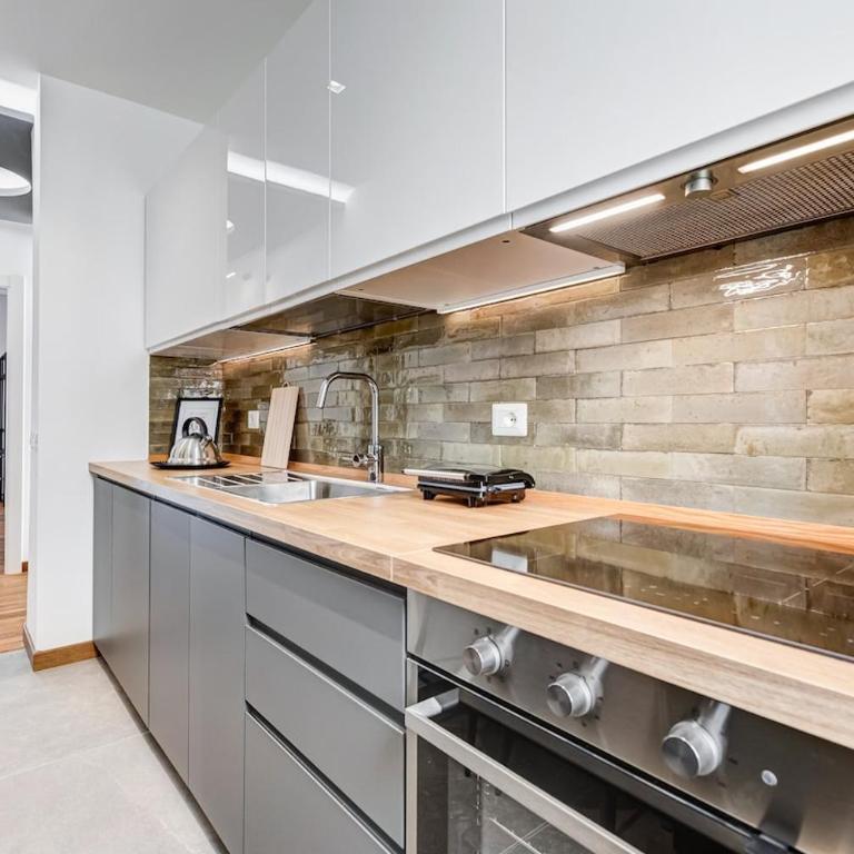 BDC - Dragonfly 3BDR 2BATH at Testaccio - Three-Bedroom Deluxe Apartment - 50