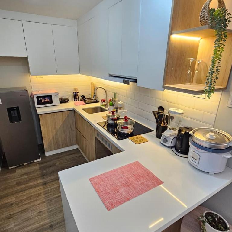 Askha Home Apartment - Three-Bedroom Deluxe Apartment - 12