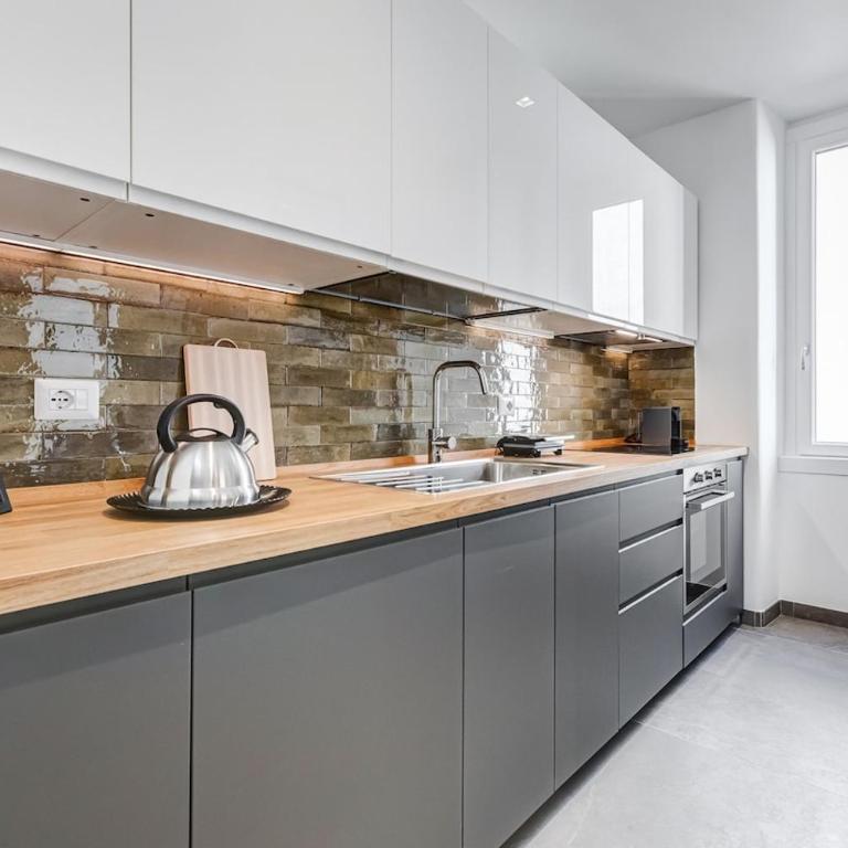 BDC - Dragonfly 3BDR 2BATH at Testaccio - Three-Bedroom Deluxe Apartment - 90