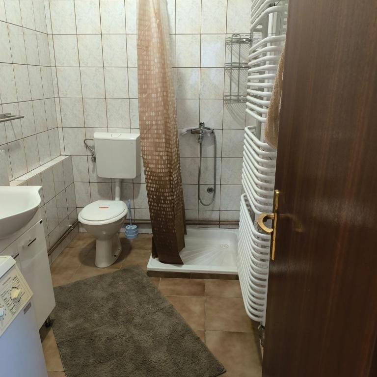 Dynasty - One-Bedroom Apartment - 6