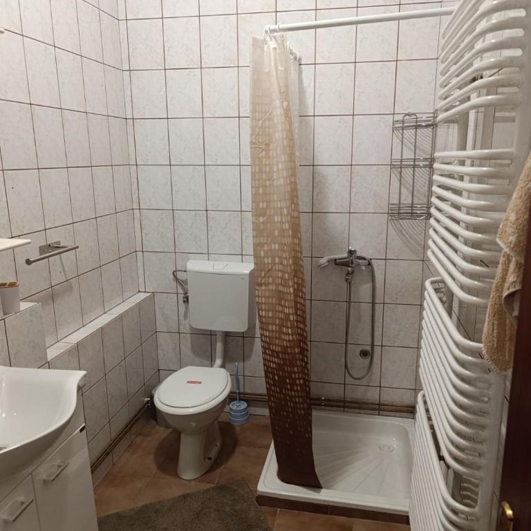 Dynasty - One-Bedroom Apartment - 11