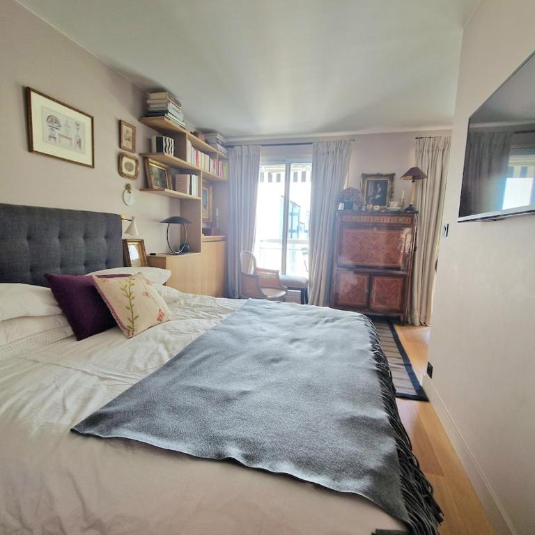 Most Iconic Area In Paris - Elegant Parisian Apartment - Appartement 1 Chambre - 18