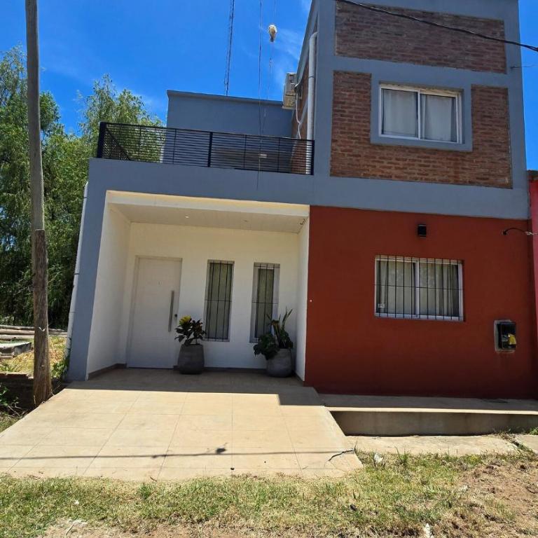 Casa 12o - Paso de la Patria - Casa de 3 dormitorios - 1