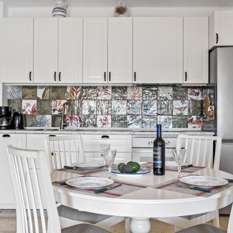Capistrano Home with Access to Nerjas Top Pool Area - Casa de 2 dormitorios - 4