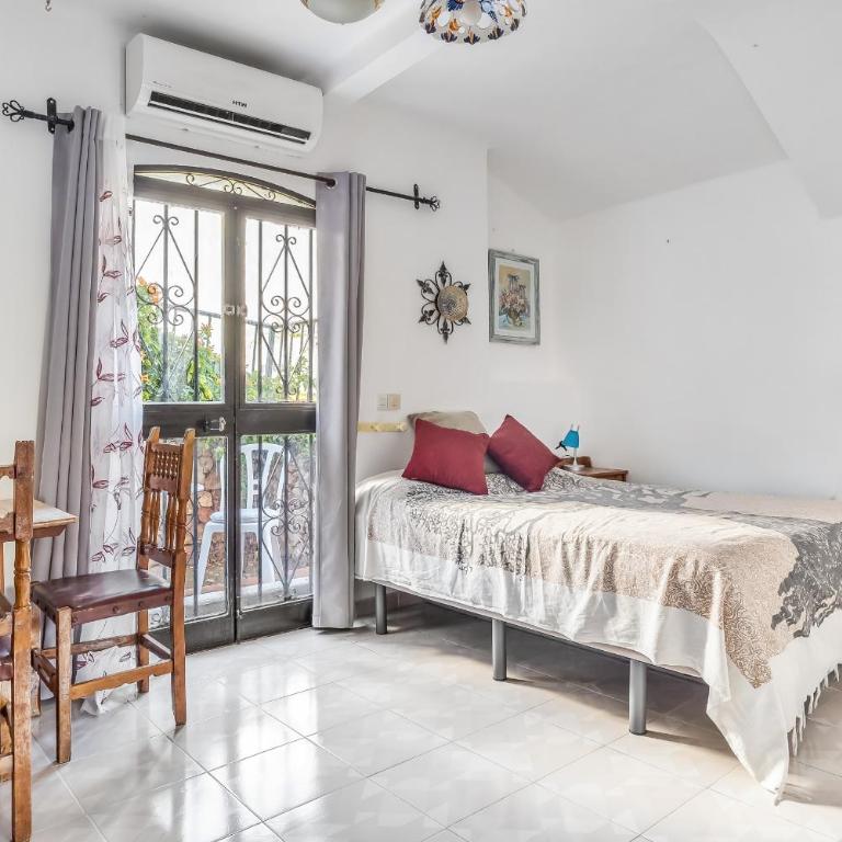 Capistrano Home with Access to Nerjas Top Pool Area - Casa de 2 dormitorios - 13