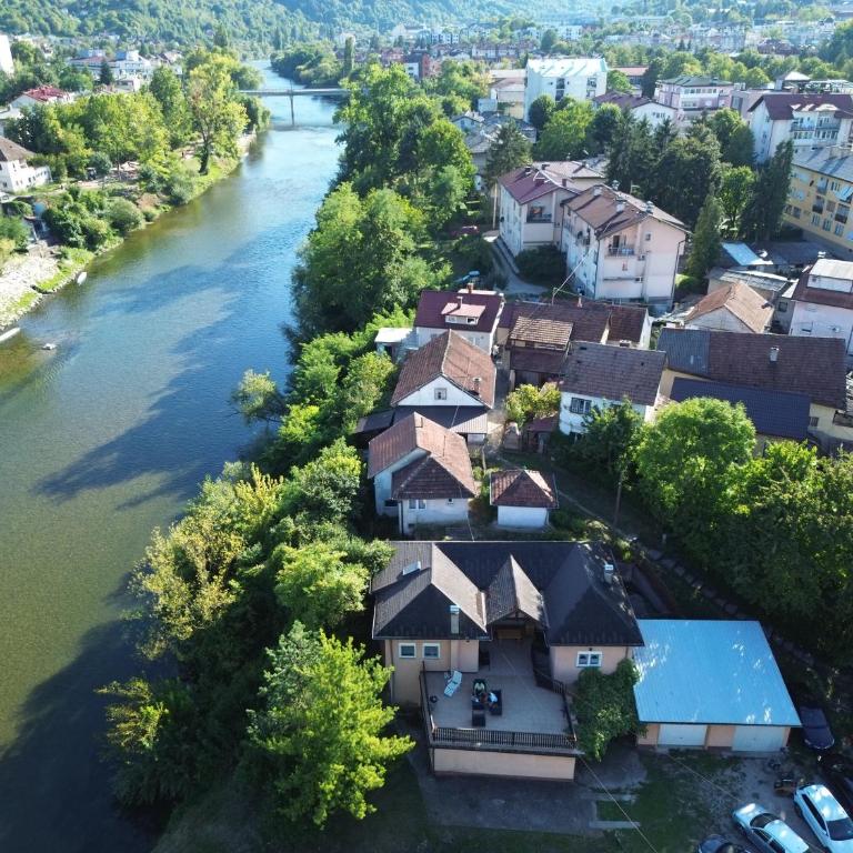 Riverside Panorama Apartment 1 near City Center Brko 1 - Kuća sa 2 Spavaće Sobe - 5
