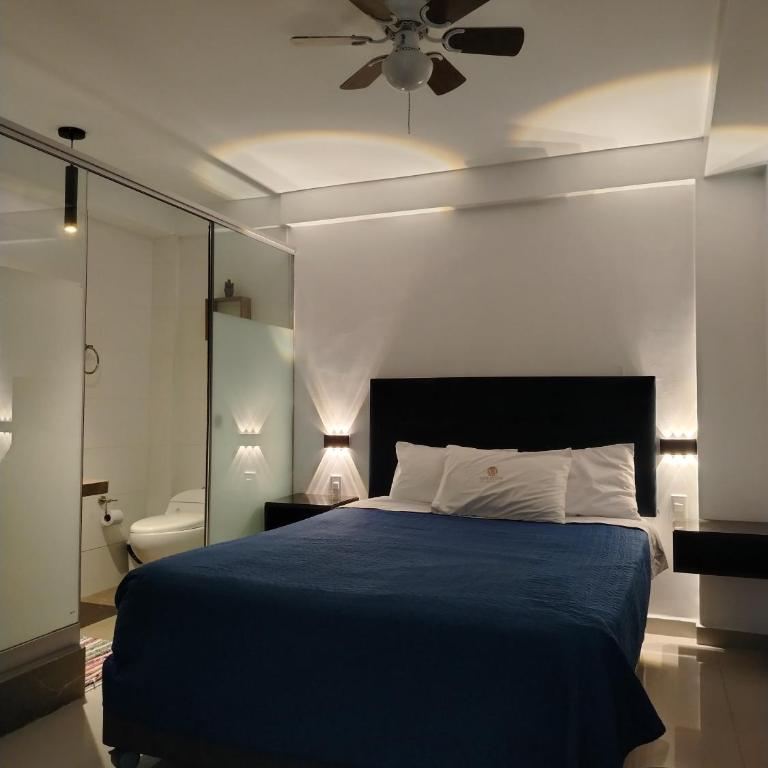 Hostal Mirador - Deluxe King Room - 5