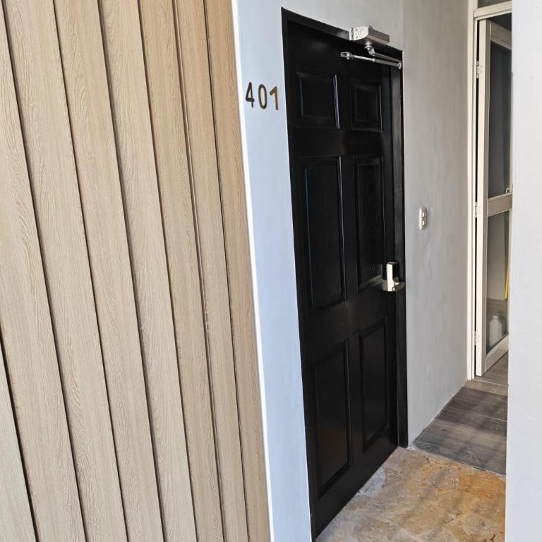 King's Apartments 401 - One-Bedroom Apartment - 12