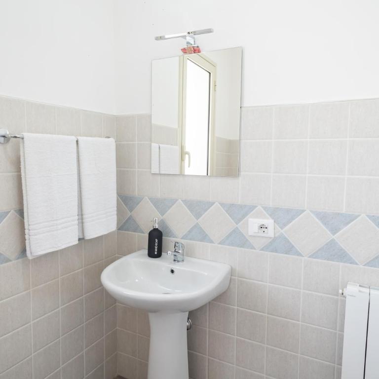 Sutera Home by Biddizzi Rari - vicino alla Spiaggia con veranda Vista Mare - Two-Bedroom Apartment - 18