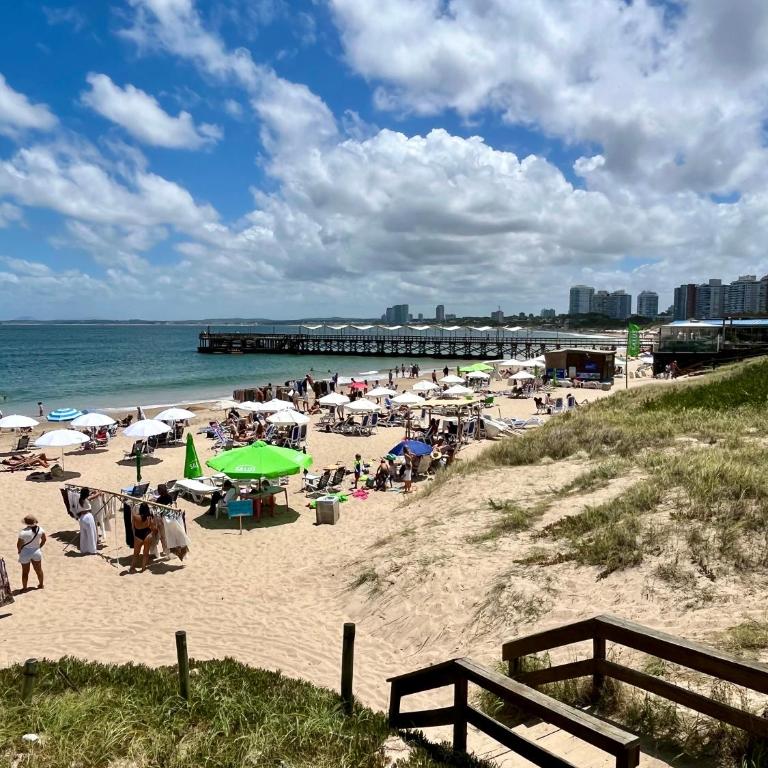 Edificio Carbe Punta del Este - Frente al Mar -parada 2 de la Mansa - Apartamento de 2 dormitorios - 19