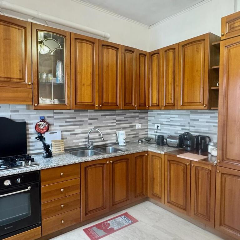 Villa Elena - Two-Bedroom Apartment - 14