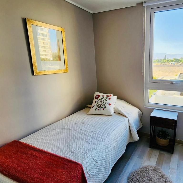 Aeropuerto a 10 min y Mall a 2, terraza BBQ, 3 hab - Three-Bedroom Apartment - 9