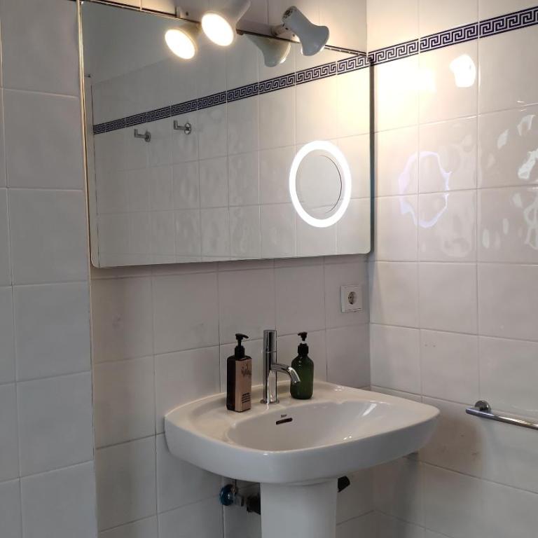 Huéspedes Sa Font - Habitación Individual con baño compartido - 5