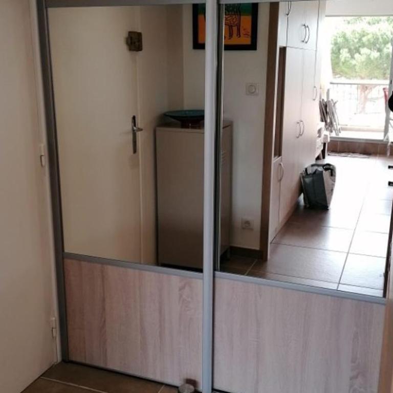 Studio refait avec piscine et clim, proche plage et commerces - FR-1-731-81 - Studio - 12