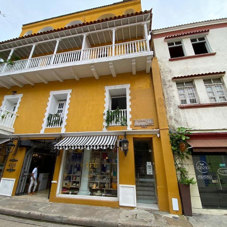 Experience the magic of the Calle de las Damas historic center - One-Bedroom Apartment - 6