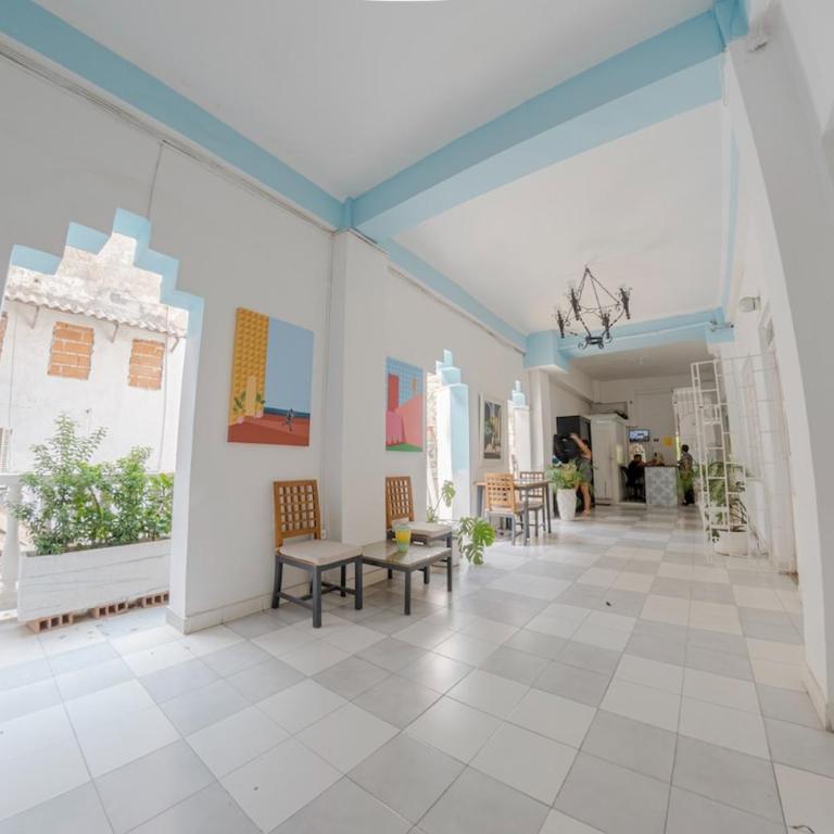 Experience the magic of the Calle de las Damas historic center - One-Bedroom Apartment - 9