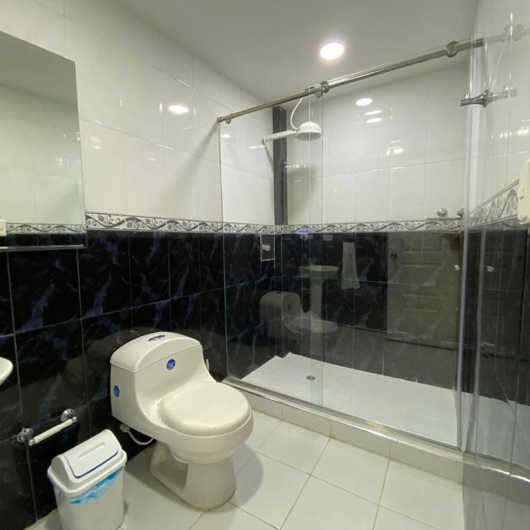 Experience the magic of the Calle de las Damas historic center - One-Bedroom Apartment - 15