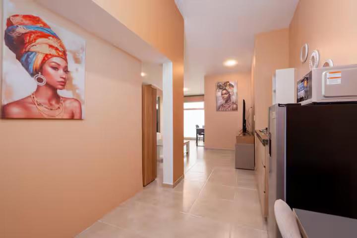 Leb'Den Executive Suites - One-Bedroom Apartment - 1