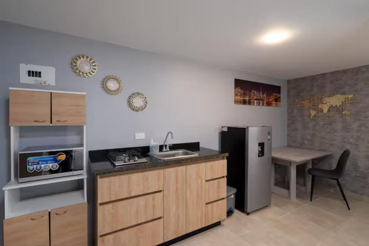 Leb'Den Executive Suites - Apartamento de 1 dormitorio con balcón - 4