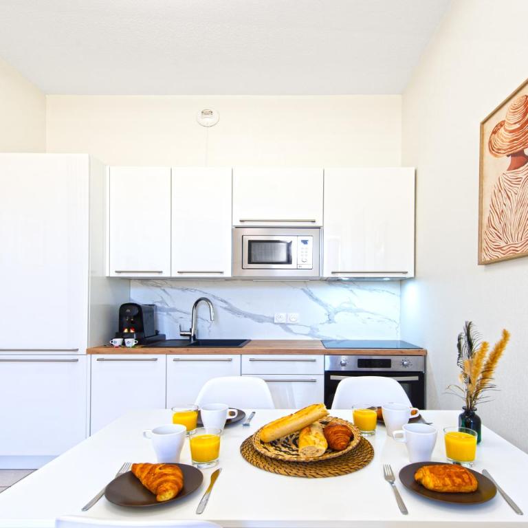 JARDIN DES MUSES III - 2 PIECES - Carré d'or Menton - One-Bedroom Apartment - 4