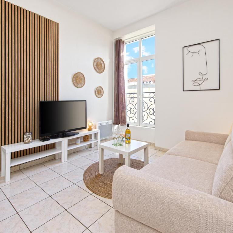 JARDIN DES MUSES III - 2 PIECES - Carré d'or Menton - One-Bedroom Apartment - 11